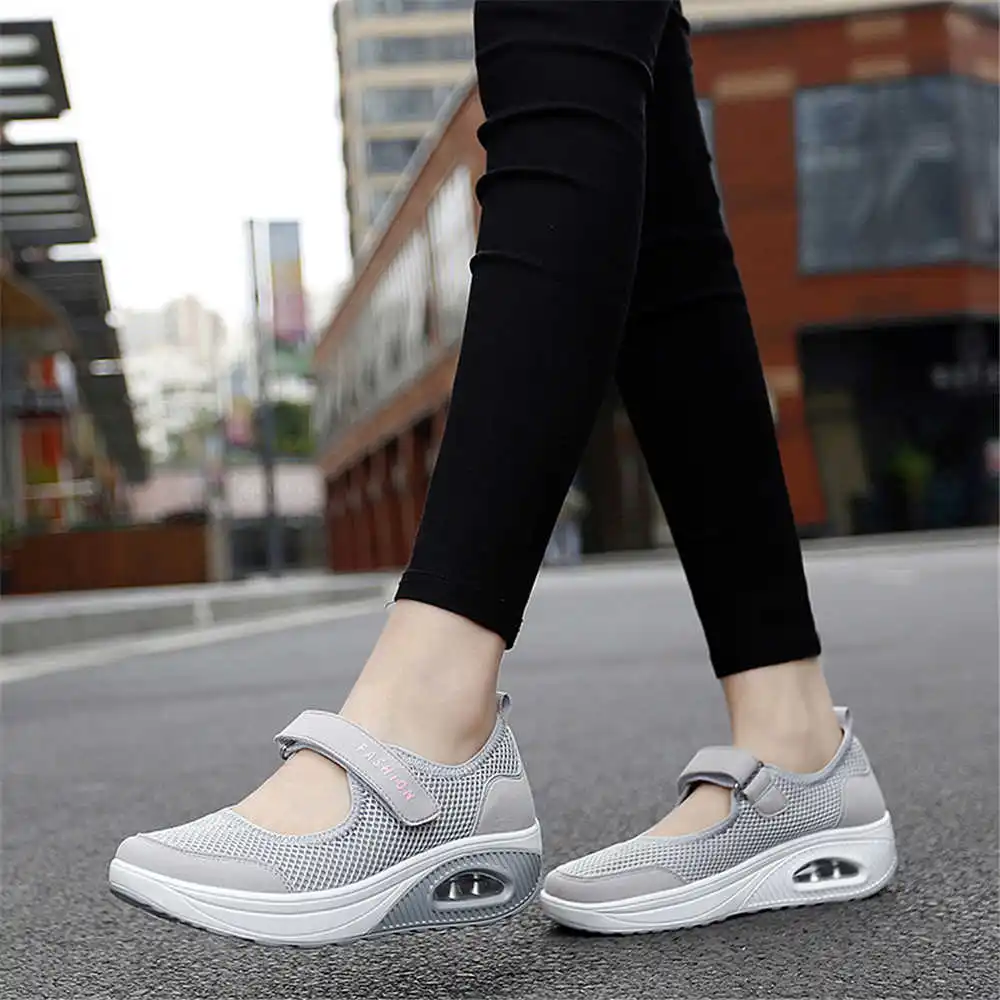 36-41 Demi-season Colored Snea - Wedding Supply Canada review and price